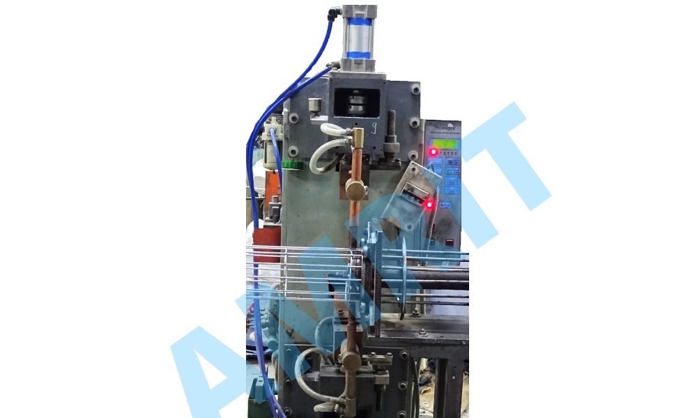 Semi auto cage welding line